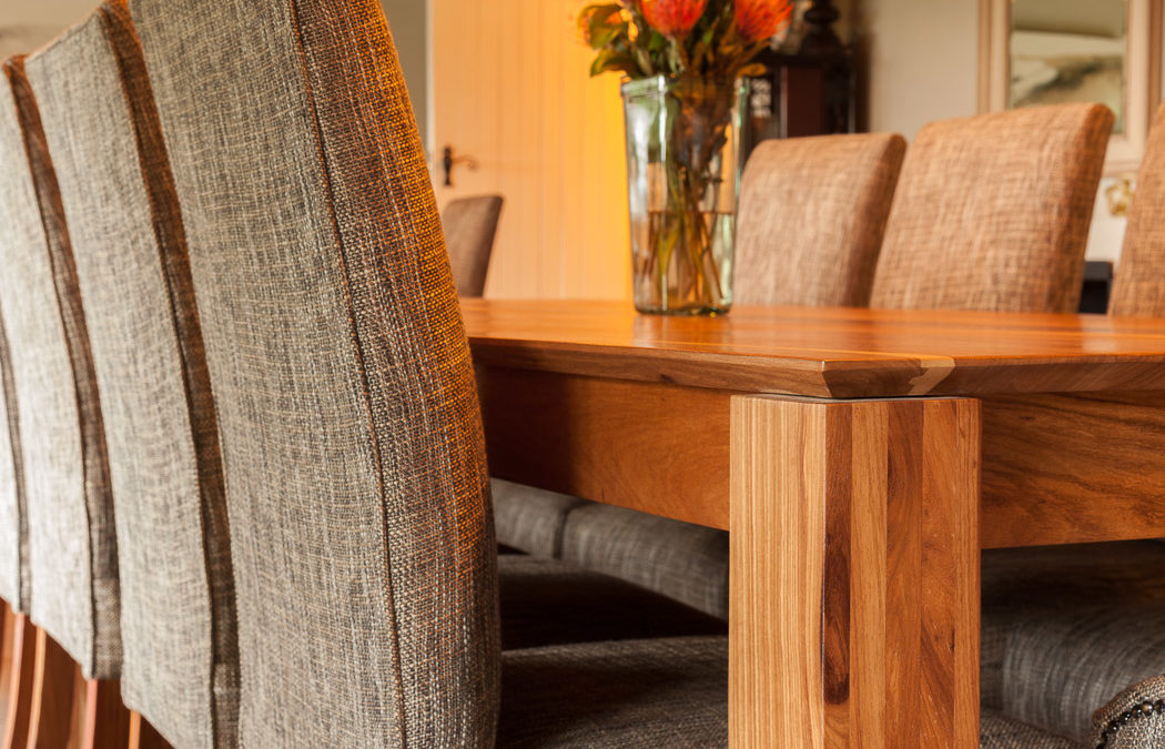 Pleasant Places Dining Detail